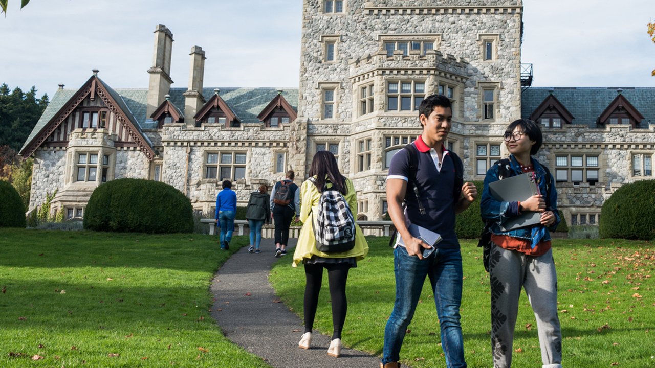 Formation de Master et Bachelor au Canada – Université Royal Roads 