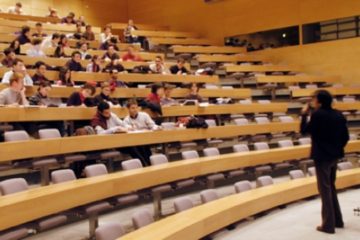 Bourses de la Fondation Renault pour un MBA Dauphine - Sorbonne