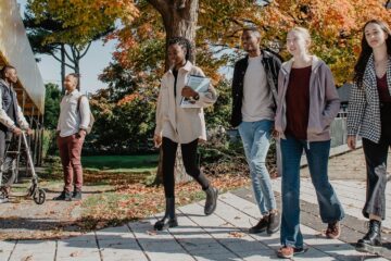 Formation, Emploi et Bourses à l’Université Laval au Canada