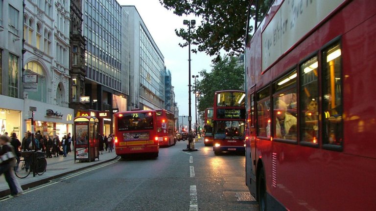 Les métiers sans diplôme qui recrutent à Londres